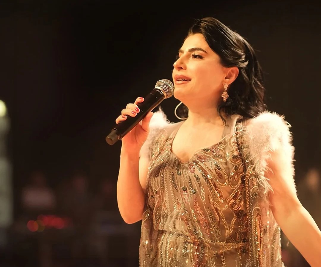 Rojda Live in London